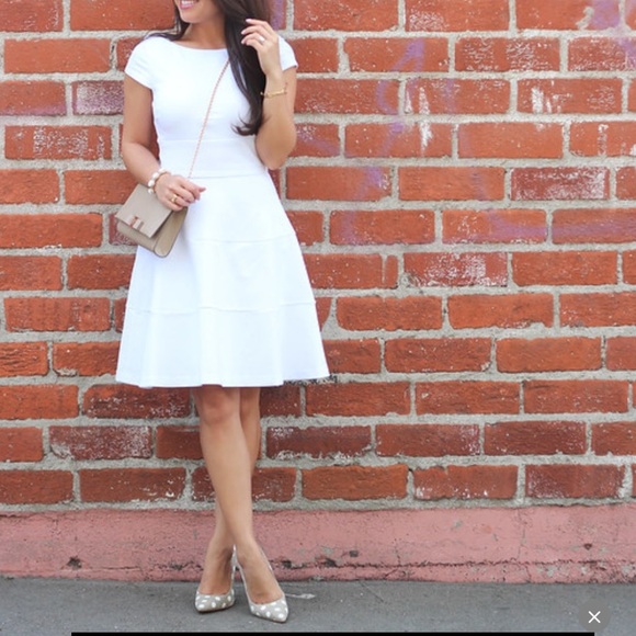 Sharagano White Waffle Knit Fit & Flare Skater A-Line Dress Zip Drop Waist Sz 8P - Picture 2 of 11